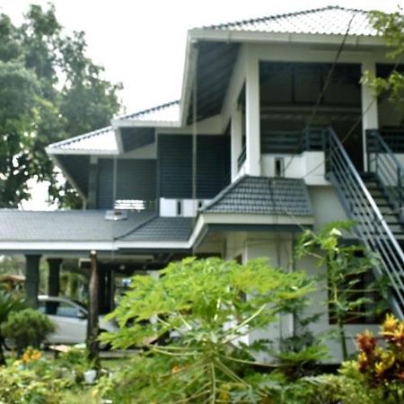 Brothers Homestay Alappuzha Extérieur photo